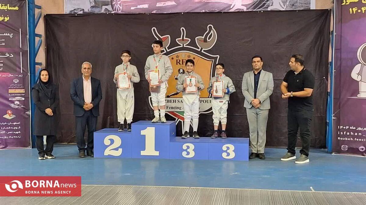 درخشش شمشیربازان نونهال در رقابت‌های قهرمانی سابر کشور به میزبانی اصفهان