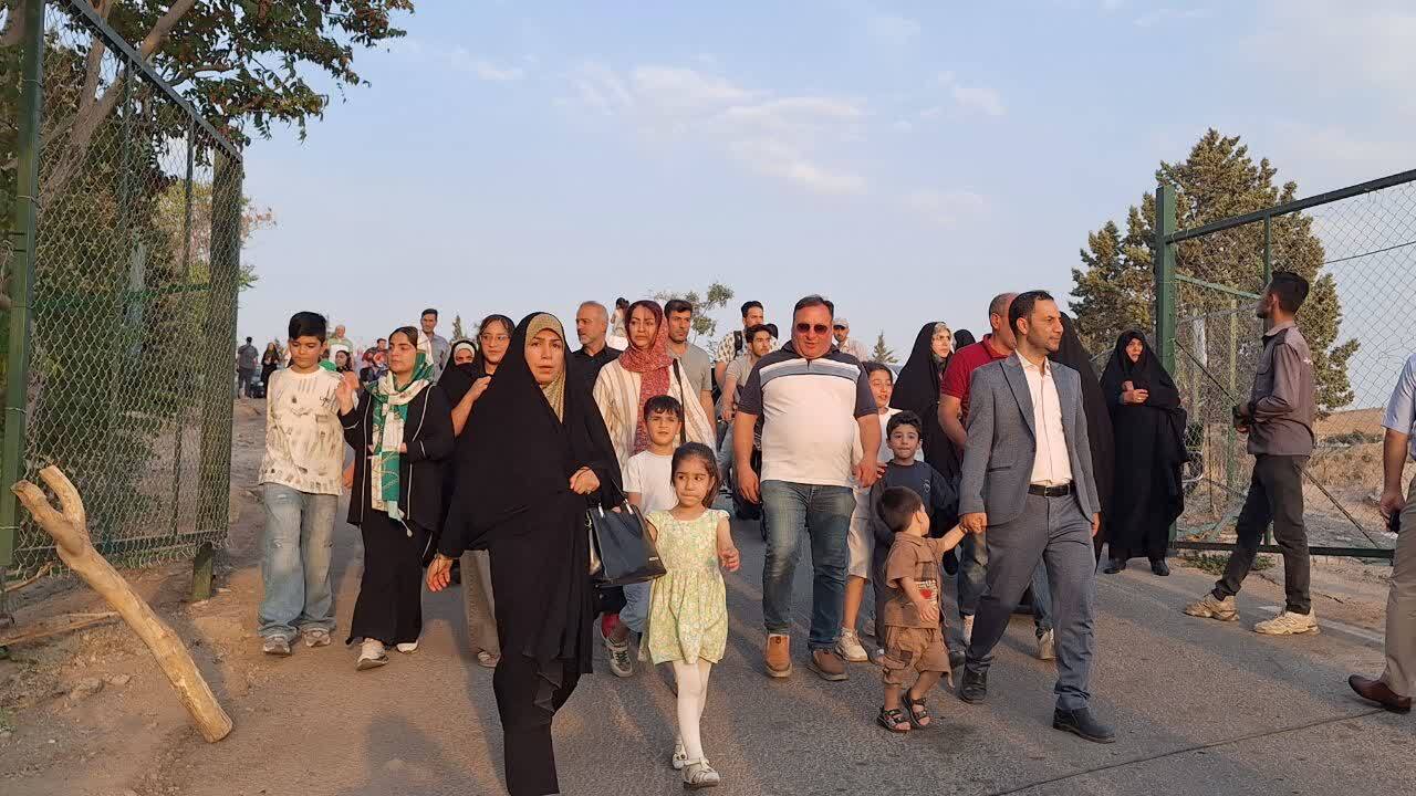 جشن بزرگ پیامبر مهربانی با استقبال مردم در قزوین برگزار شد جشن بزرگ پیامبر مهربانی با استقبال مردم در قزوین برگزار شد