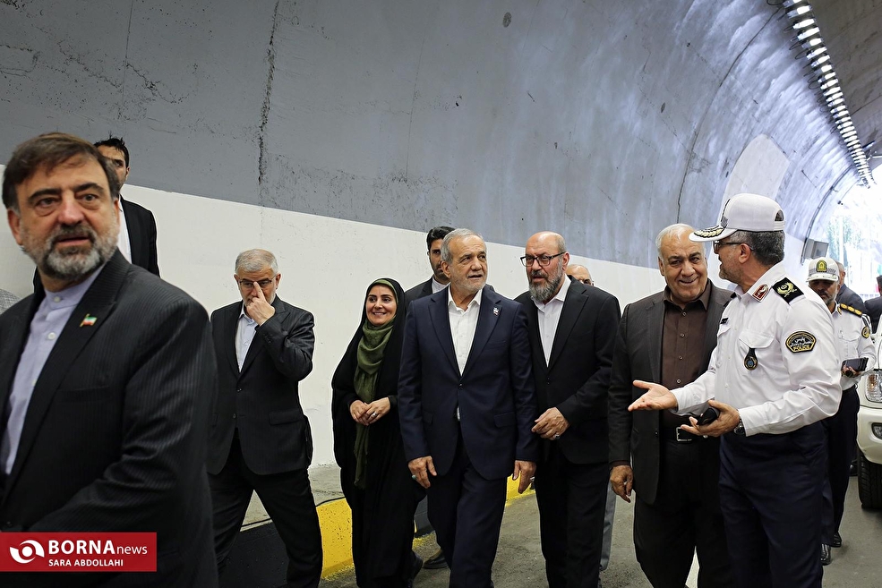 افتتاح باند شرقی منطقه دو آزادراه تهران-شمال با حضور رییس جمهور