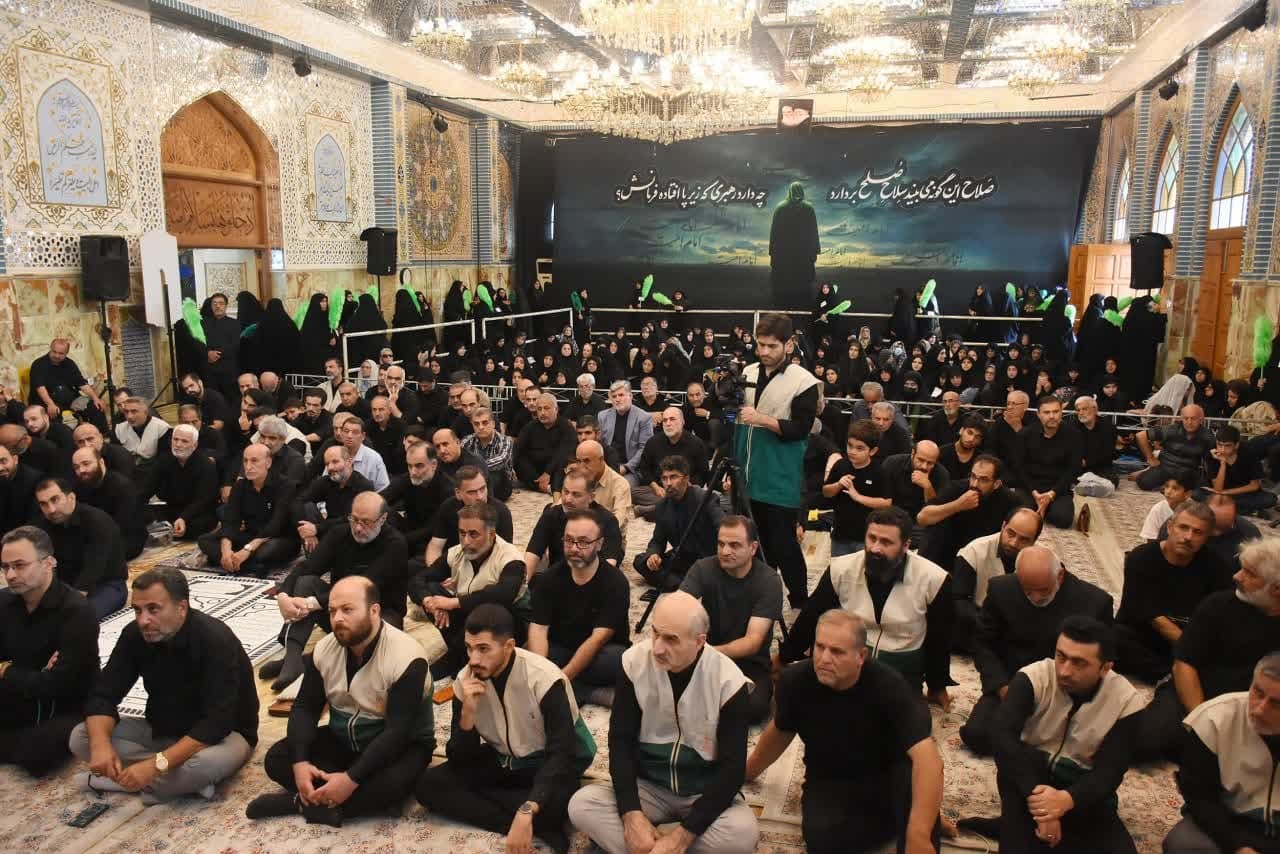 نظام مقدس جمهوری اسلامی به برکت پیوند علم و ایمان توانسته در برابر سلطهجوییها ایستادگی کند نظام مقدس جمهوری اسلامی به برکت پیوند علم و ایمان توانسته در برابر سلطهجوییها ایستادگی کند