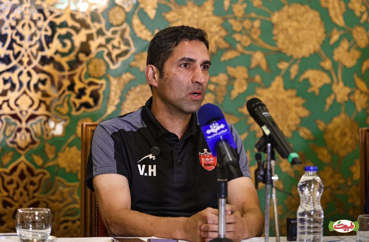 هاشمیان: به شکست‌های فصل گذشته مقابل سپاهان اهمیت نمی‌دهم/ هواداران یاد بگیرند انتقال‌ها طبیعی است