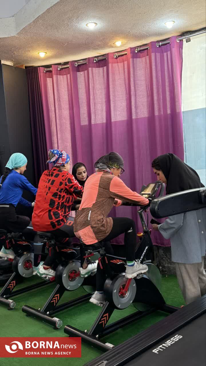 برگزاری مسابقات ایندور سایکلینگ ویژه بانوان در ساری