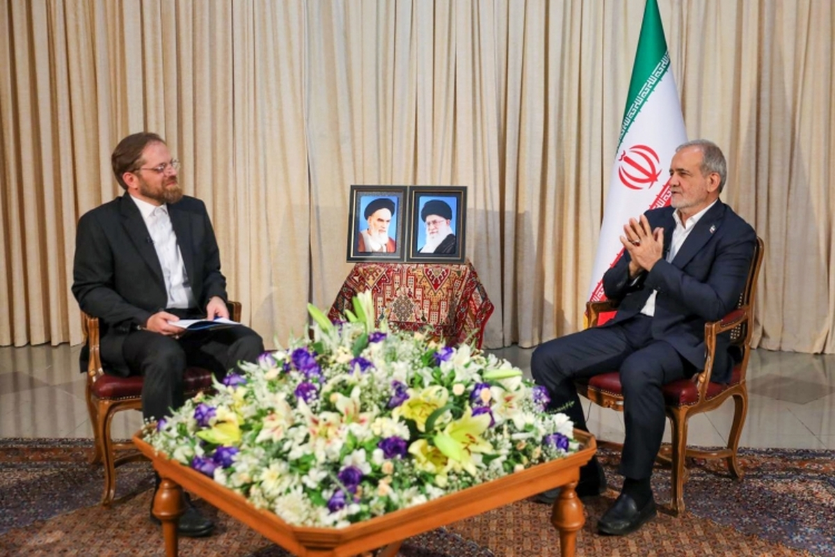 پزشکیان: وحدت و انسجام ملی مهم‌ترین عامل عبور از موانع و تحقق عدالت در توسعه استان‌هاست