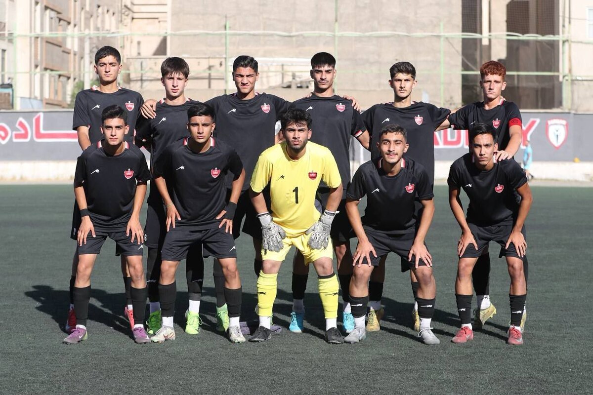 جشنواره گل پرسپولیس مقابل چشمان سرمربی تیم ملی!/ شاگردان خرسندی رحم ندارند