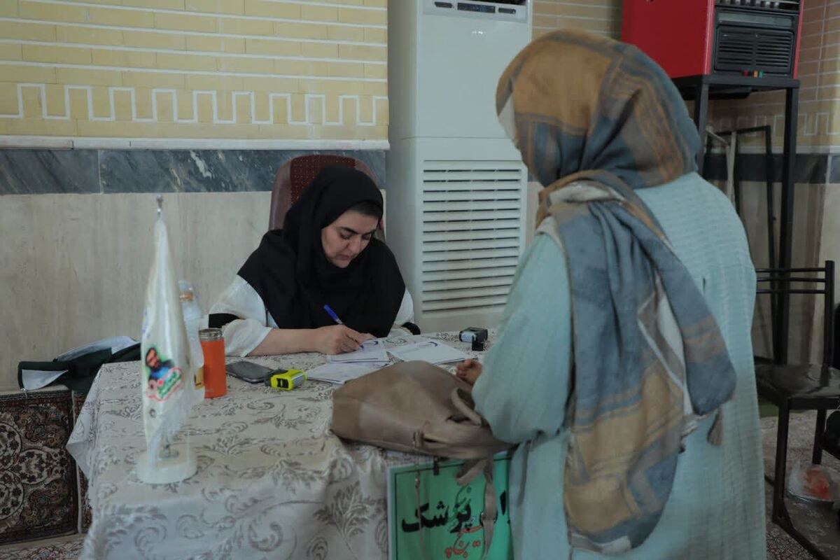 ارائه خدمات رایگان دارویی و درمانی به 870 نفر از محل یک موقوفه درمانی