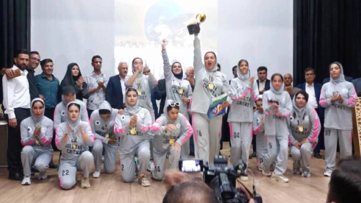 گلستان قهرمان مسابقات کریکت بانوان کشور شد