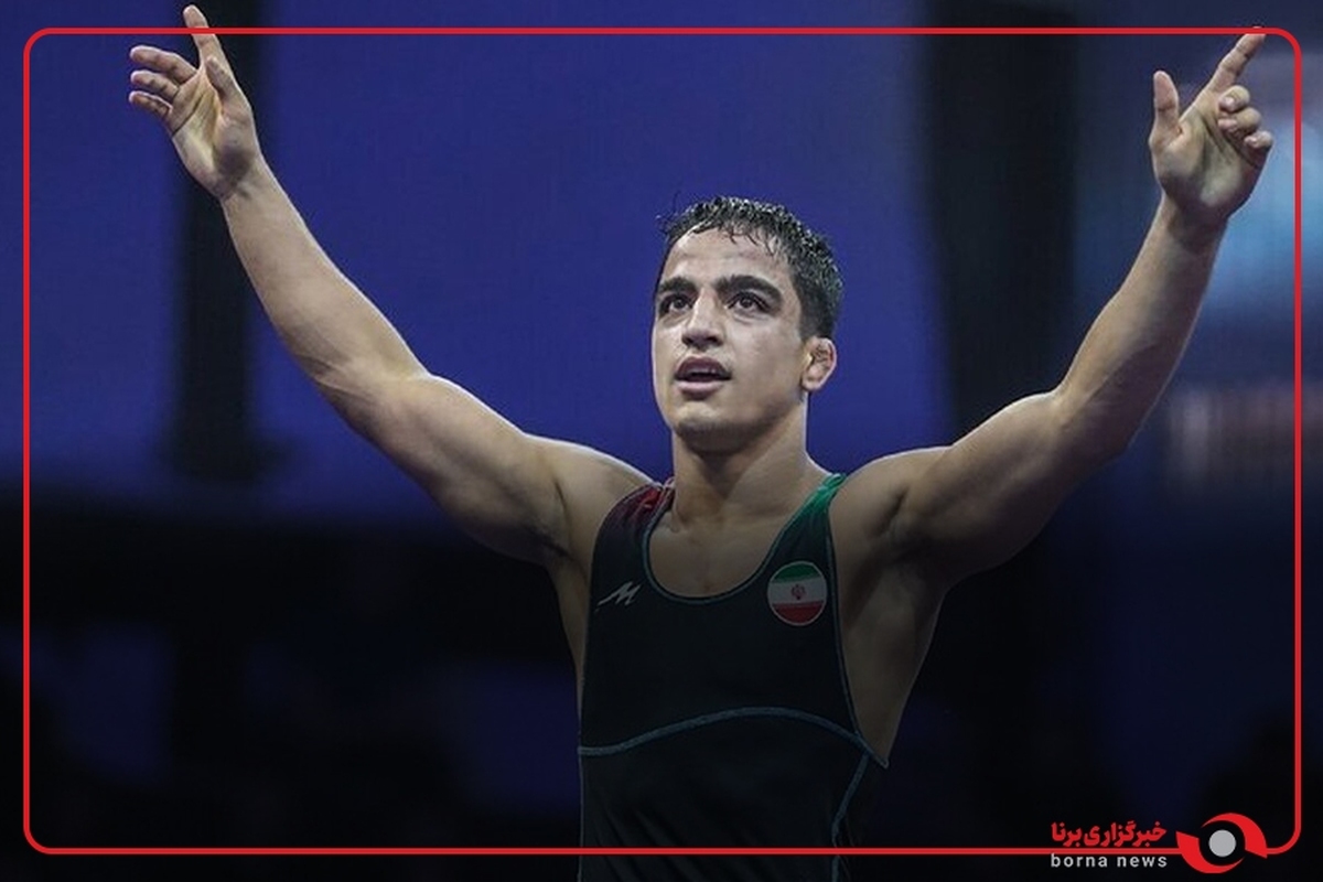 احمد محمدنژاد جوان در یک‌هشتم نهایی وزن ۶۱ کیلوگرم کشتی آزاد قهرمانی جهان ۵ بر ۲ نورالدین نوروزوف از جمهوری آذربایجان را مغلوب کرد