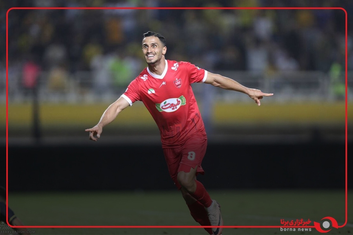 بغل پای تماشایی
علیپور دقیقه ۴۳