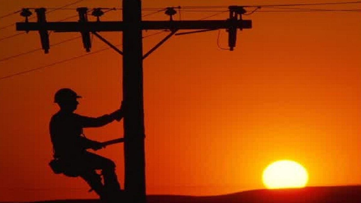 تابستان زیر سایه ۷۷ هزار مگاوات مصرف برق / با همکاری مردم می‌توانیم از تابستان داغ عبور کنیم