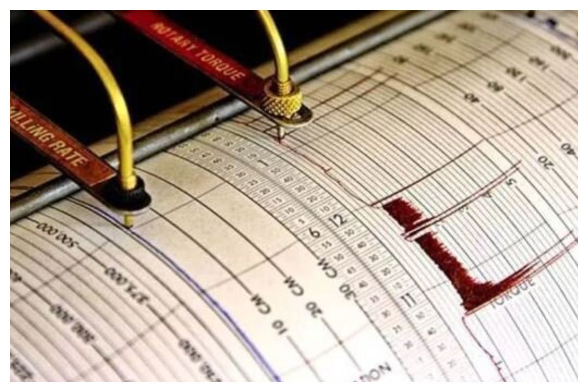 علت زلزله نسبتا شدید در فارس چیست؟