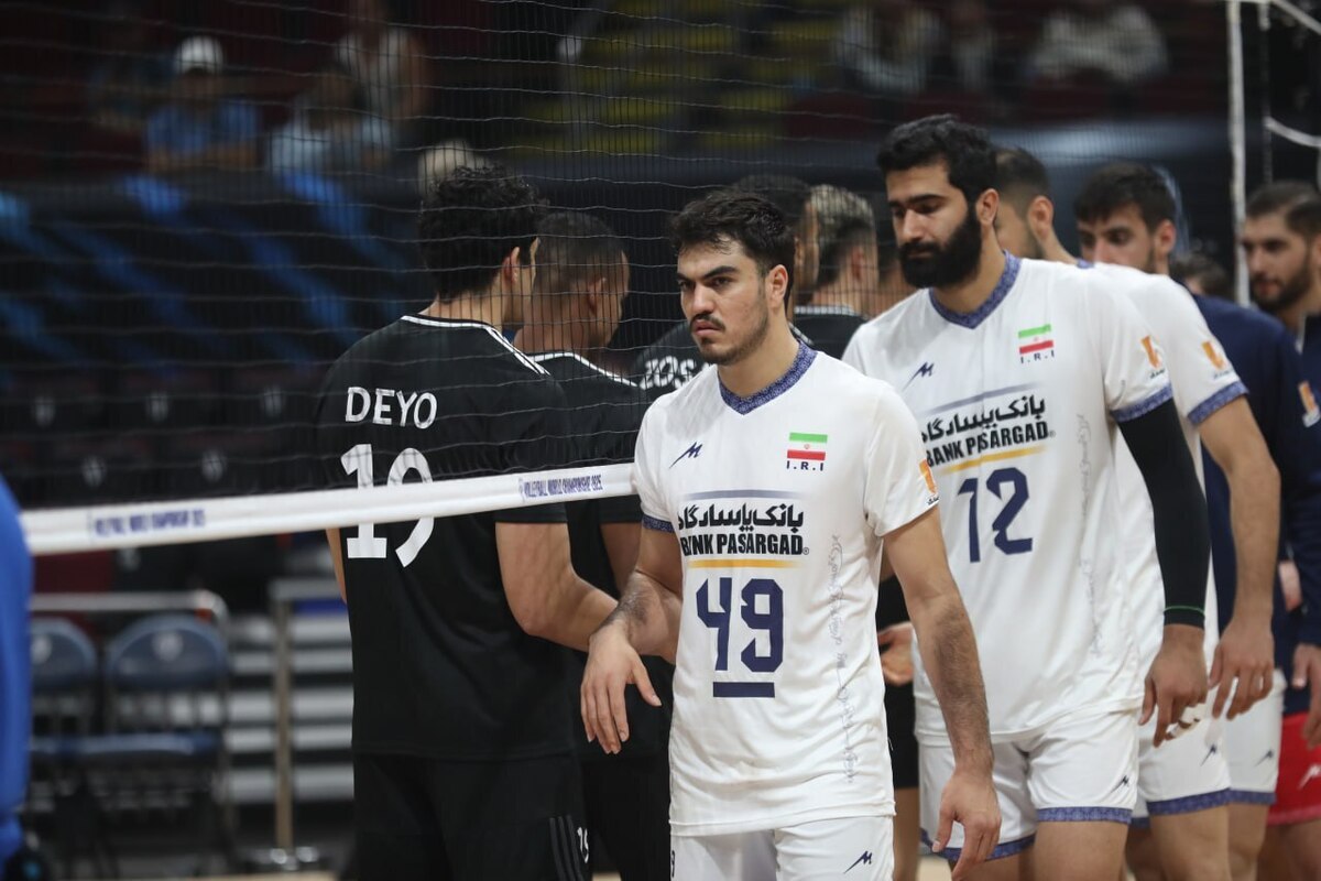 کاپیتان تیم ملی والیبال: باید بیدار شویم و بدانیم کجا هستیم/ از طرف کل تیم عذرخواهی می‌کنم