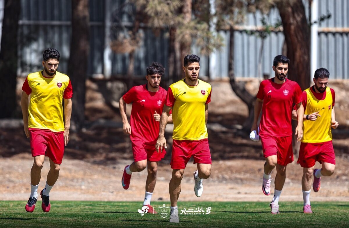 پرسپولیسی ها دو دسته شدند!