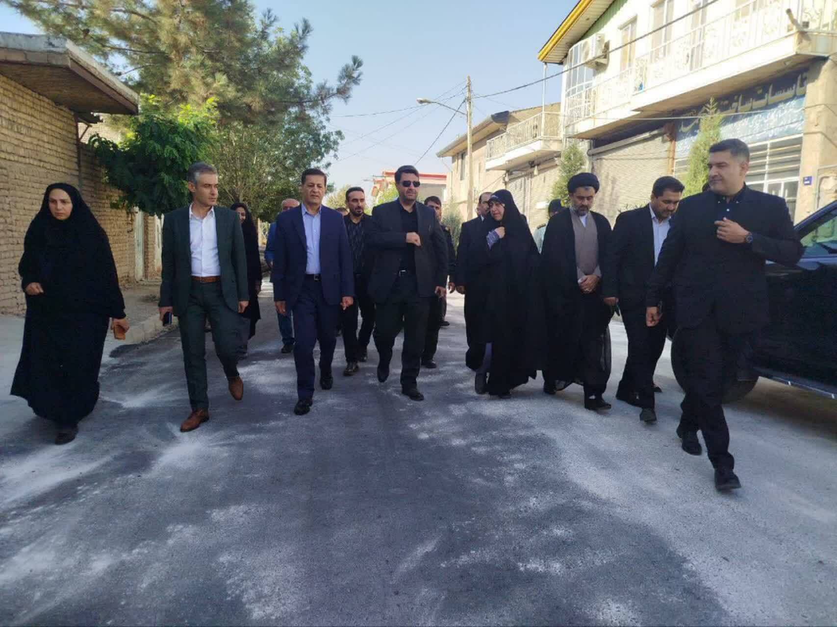 بازدید معاون شهرداری های کشور از طرح های عمرانی شهر قشلاق