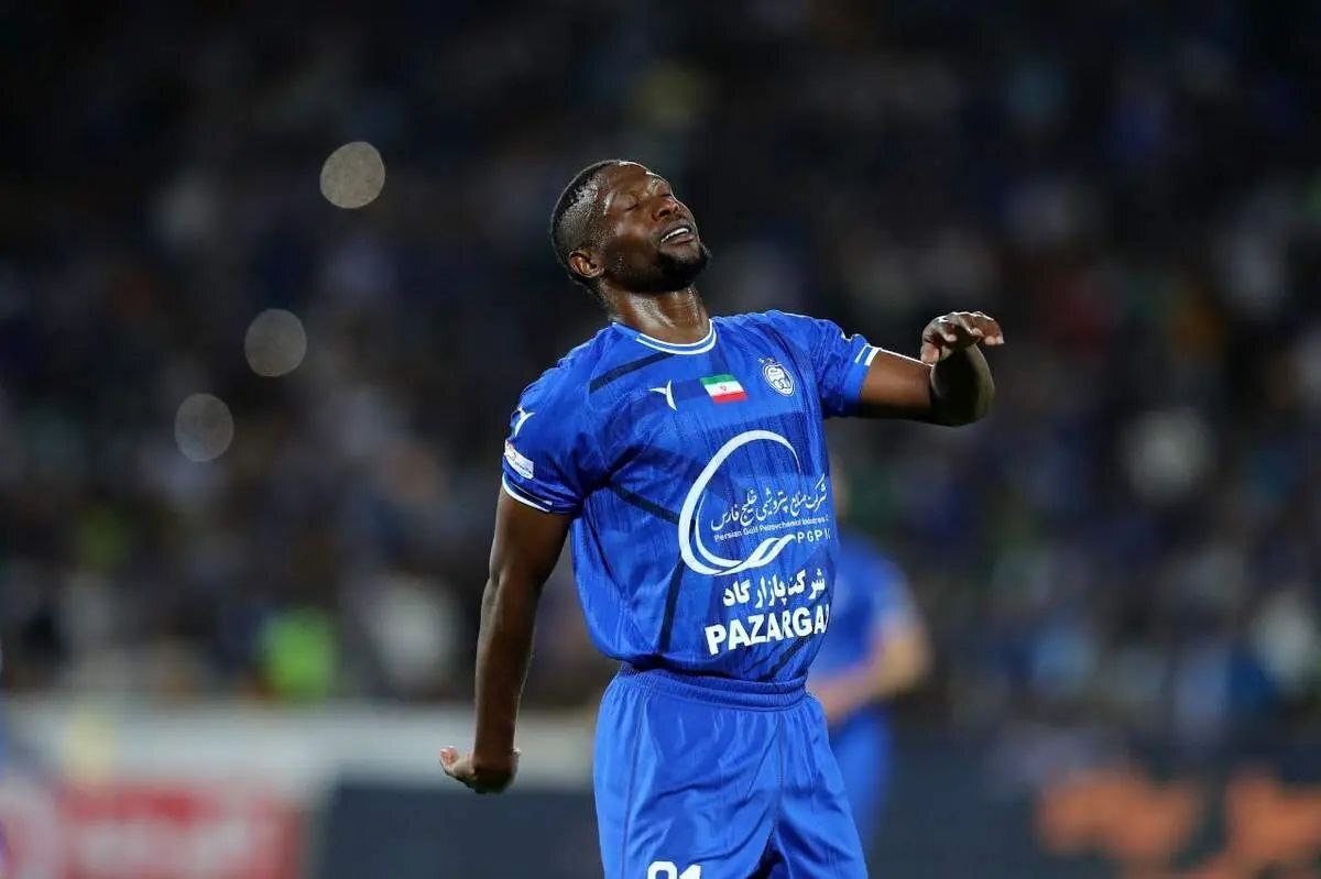 مهاجم  سابق استقلال در لیگ لبنان شاغل شد!