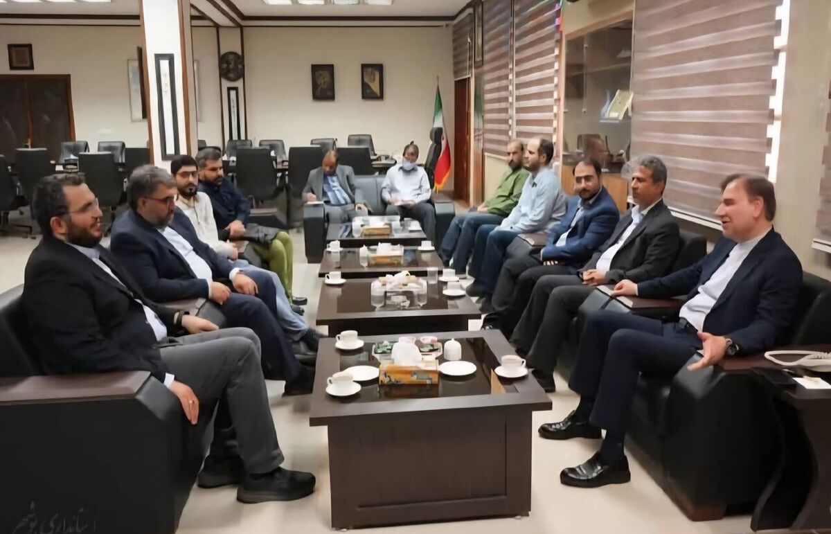 استاندار بوشهر: بخش خصوصی به کمک توسعه فضاهای هنری و سینمایی بیاید