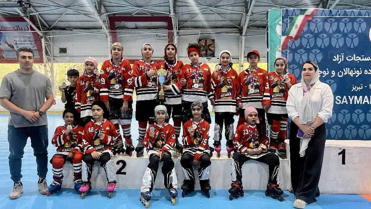 نایب‌قهرمانی دختران نونهال اسپادان اصفهان در مسابقات اسکیت هاکی کشور