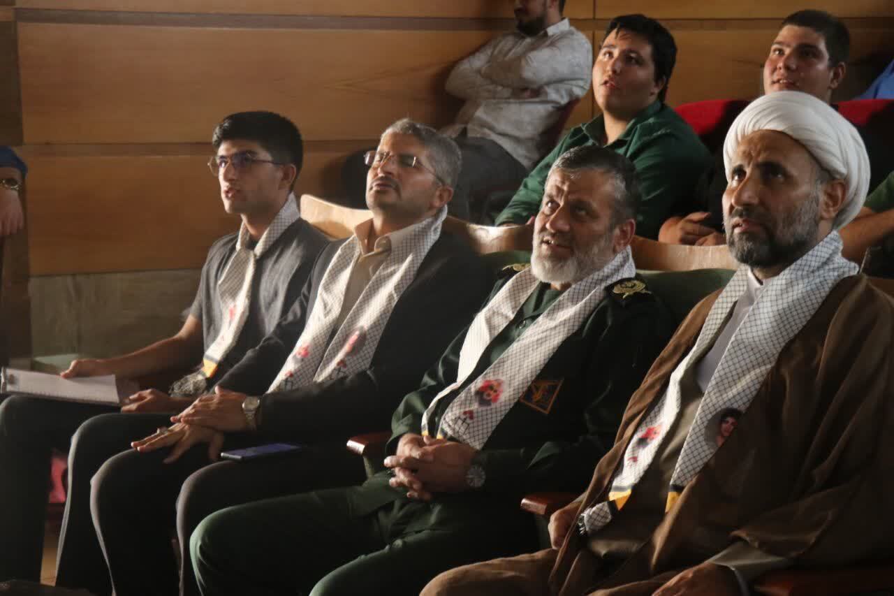 دانش‌آموزان امروز، فرماندهان فردای ایران اسلامی هستند/ ایران در اوج عزت و اقتدار است و نسل شما پرچمدار ظهور خواهد بود