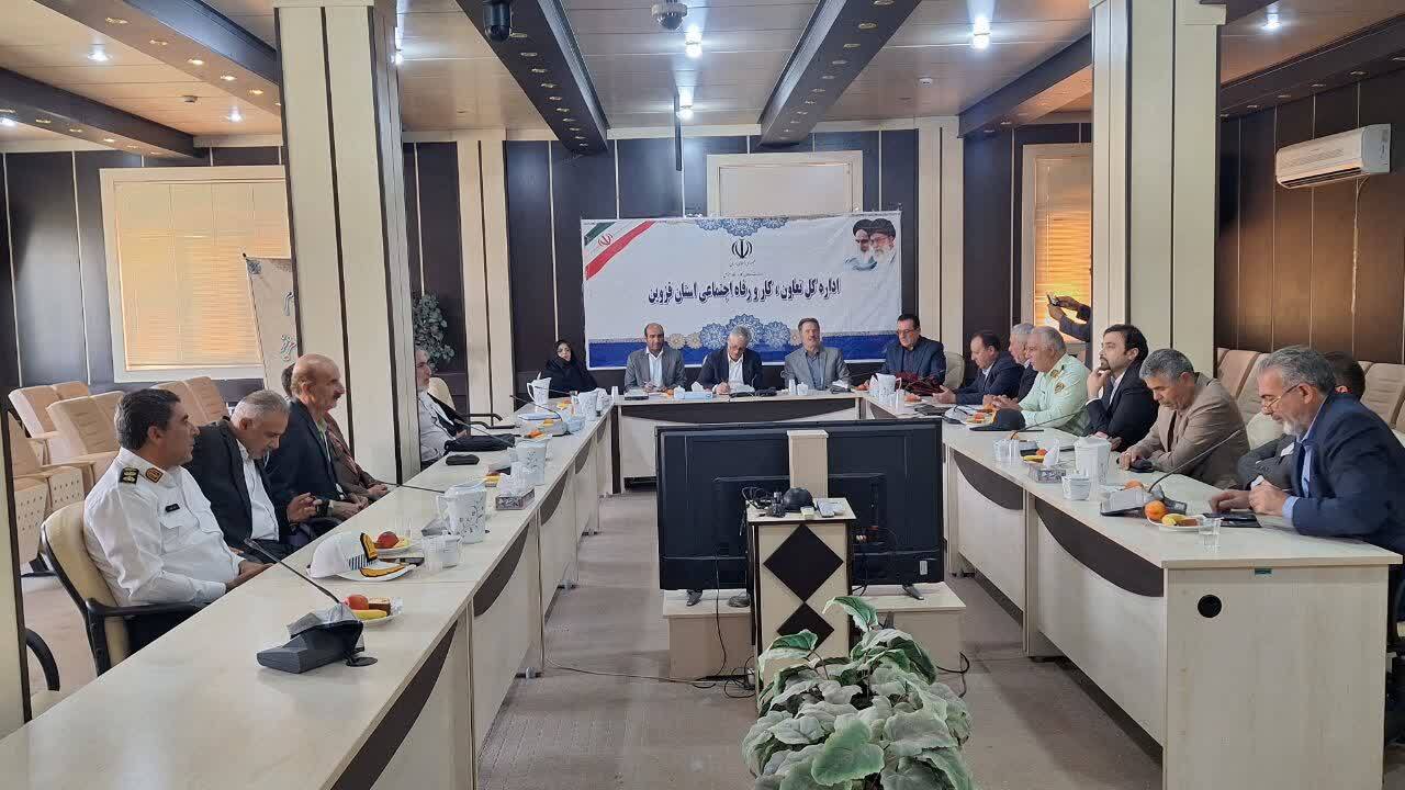 طلسم 23 ساله شکسته شد/ کارکنان نیروی انتظامی استان قزوین در آستانه خانه دار شدن