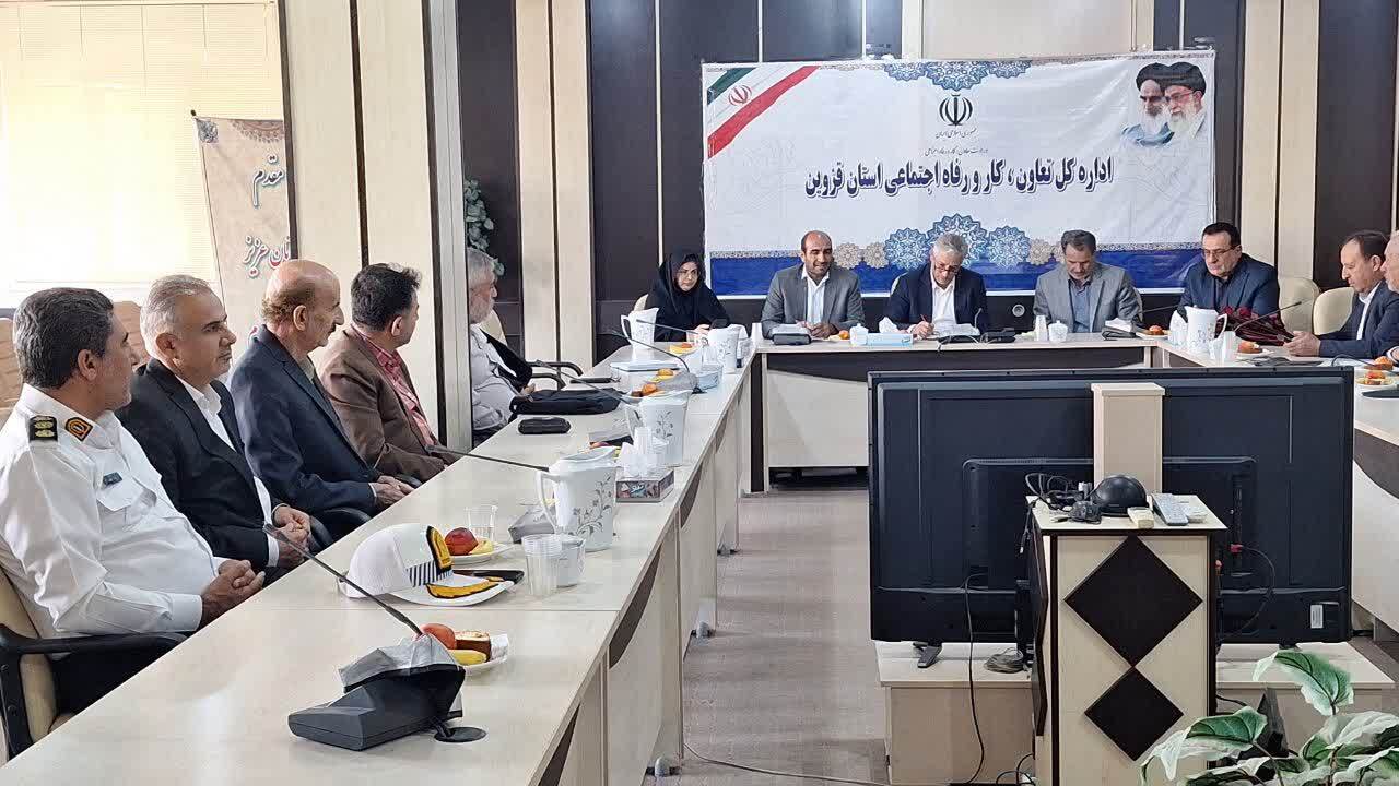 95 درصد تعاونی های استان قزوین موفق عمر کرده اند 95 درصد تعاونی های استان قزوین موفق عمر کرده اند