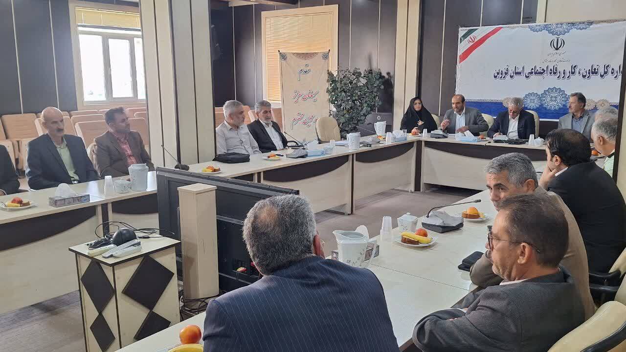 تعاونی ها سهم 8 درصدی در اقتصاد کشور دارند تعاونی ها سهم 8 درصدی در اقتصاد کشور دارند