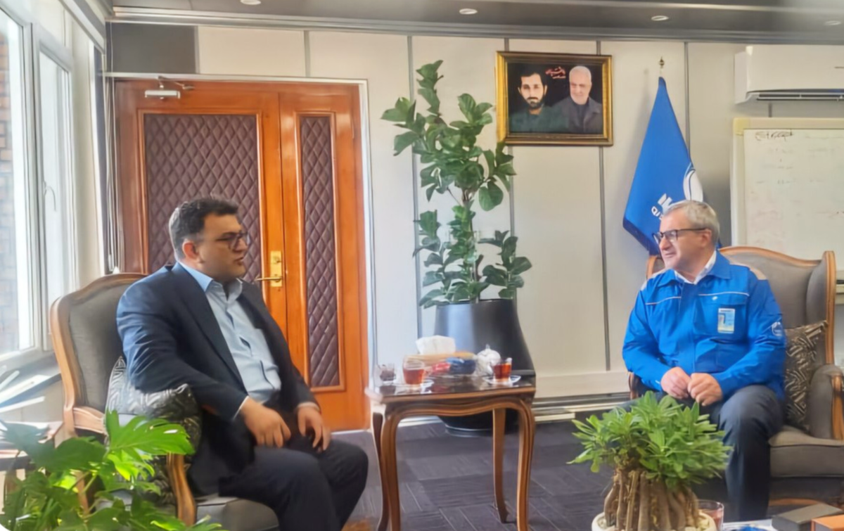 بررسی مشکلات  قطعه‌سازان خودرو اراک روی میز مجلس