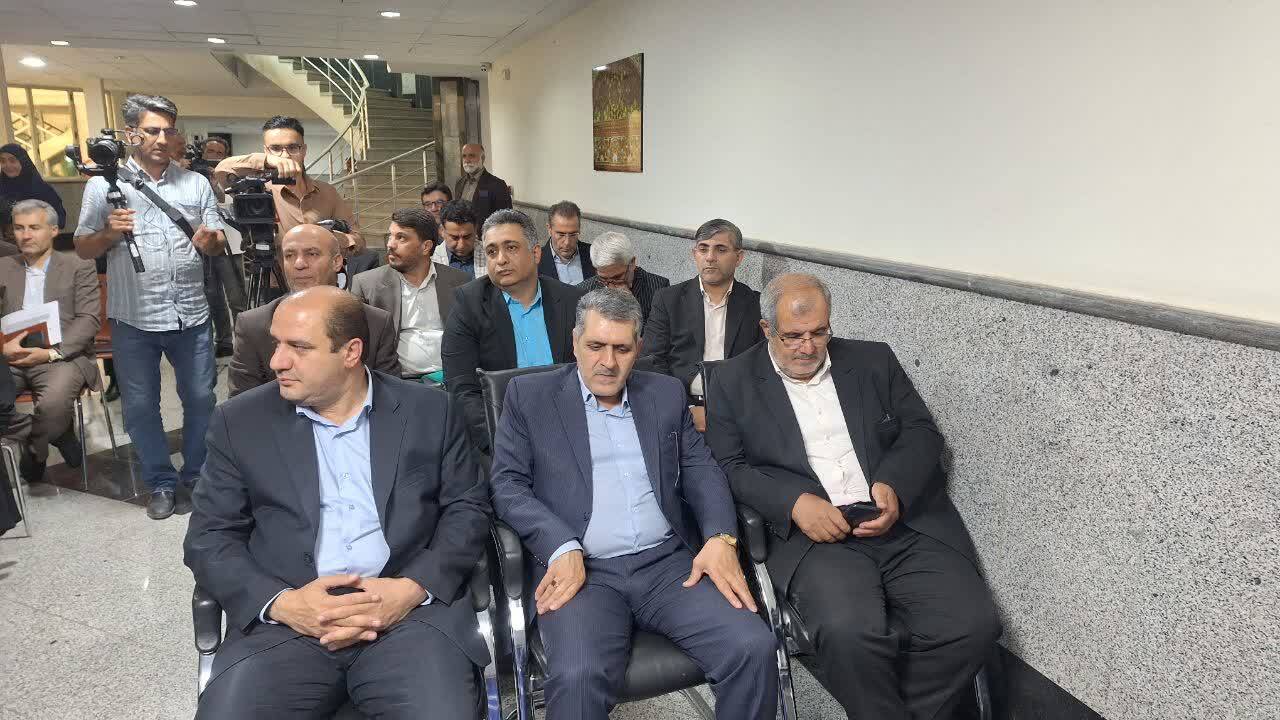 وظیفه قانونی مدیران، صیانت از آرای مردم با رعایت کامل بی طرفی است وظیفه قانونی مدیران، صیانت از آرای مردم با رعایت کامل بی طرفی است