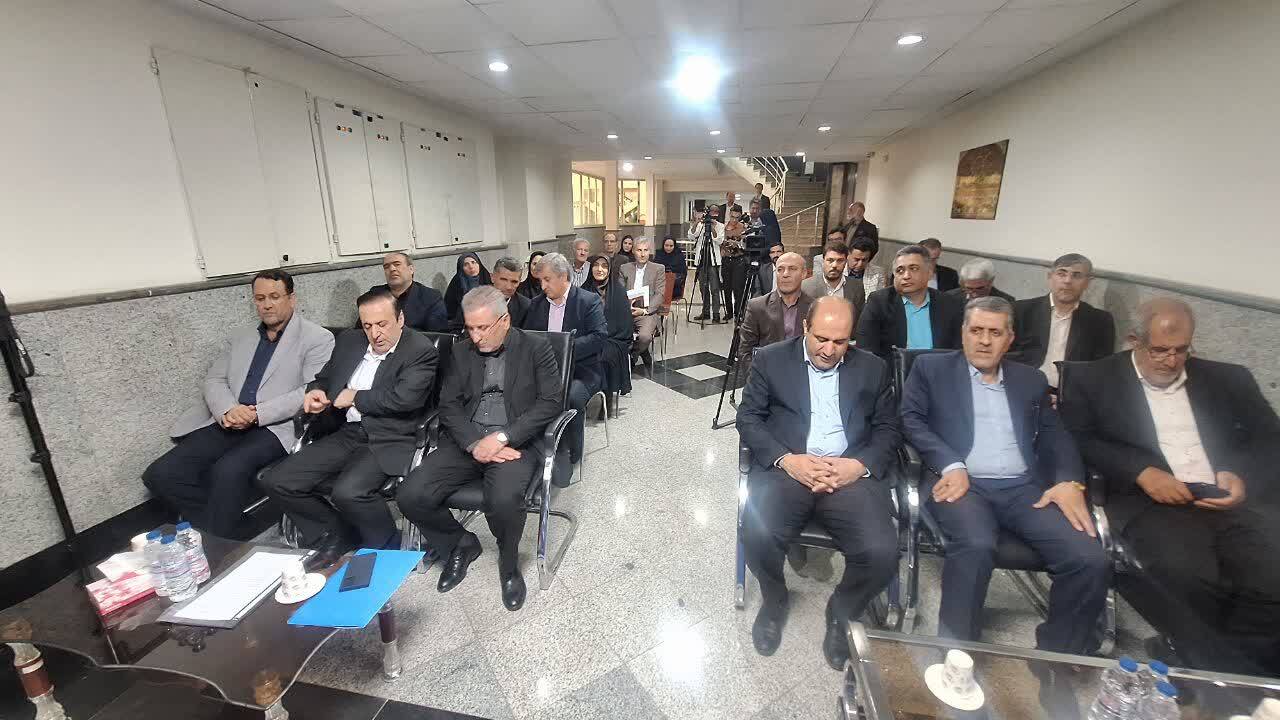 وظیفه قانونی مدیران، صیانت از آرای مردم با رعایت کامل بی طرفی است وظیفه قانونی مدیران، صیانت از آرای مردم با رعایت کامل بی طرفی است