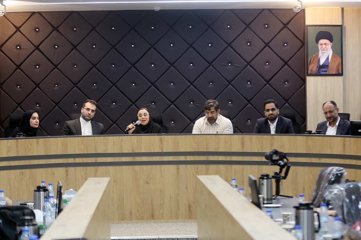 حفظ درختان و توسعه خدمات شهری در منطقه یک شهرداری شیراز