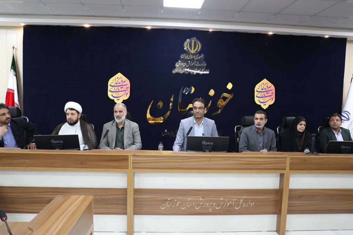 مدیرکل آموزش و پرورش خوزستان: باید نسخه‌های متناسب با استعدادهای همه دانش‌آموزان داشته باشم