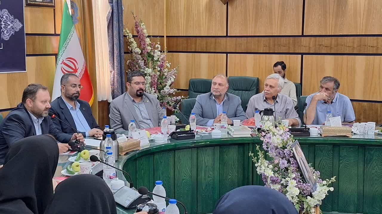 تراز منفی ۶۲ میلیارد تومانی دانشگاه آزاد مثبت شد/ امکانات ورزشی و آزمایشگاهی دانشگاه در اختیار مردم قرار می گیرد تراز منفی ۶۲ میلیارد تومانی دانشگاه آزاد مثبت شد/ امکانات ورزشی و آزمایشگاهی دانشگاه در اختیار مردم قرار می گیرد