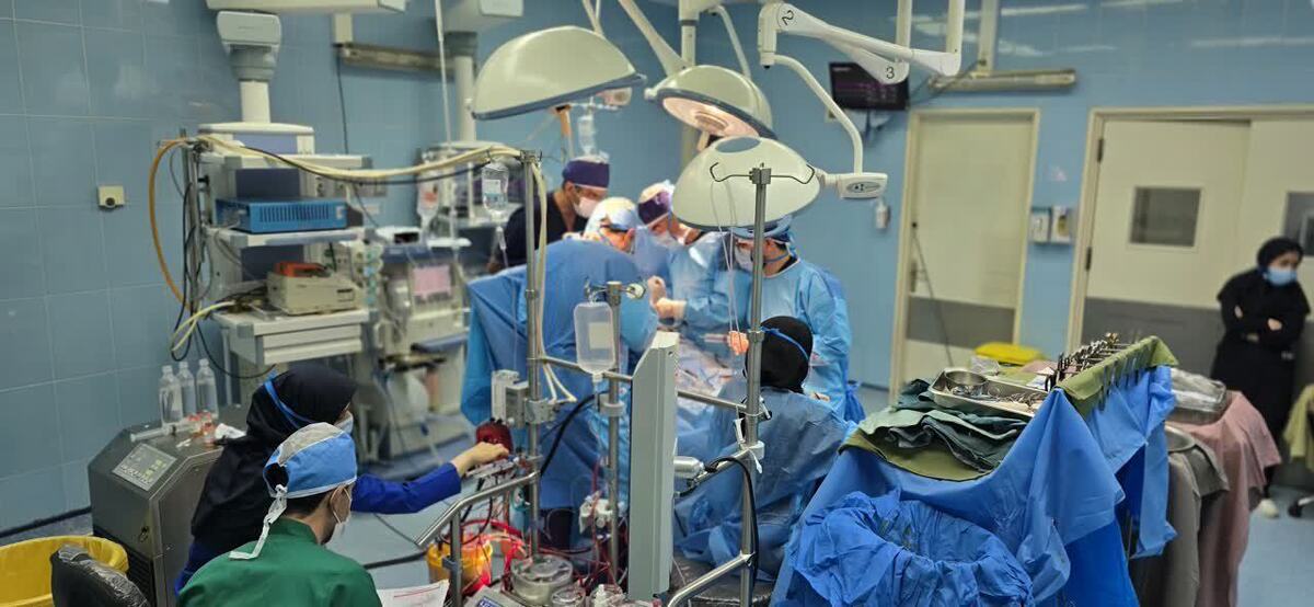 انجام ۴ عمل جراحی قلب باز در یک روز؛ افتخارآفرینی تیم جراحی قلب مرکز شهید بهشتی قم