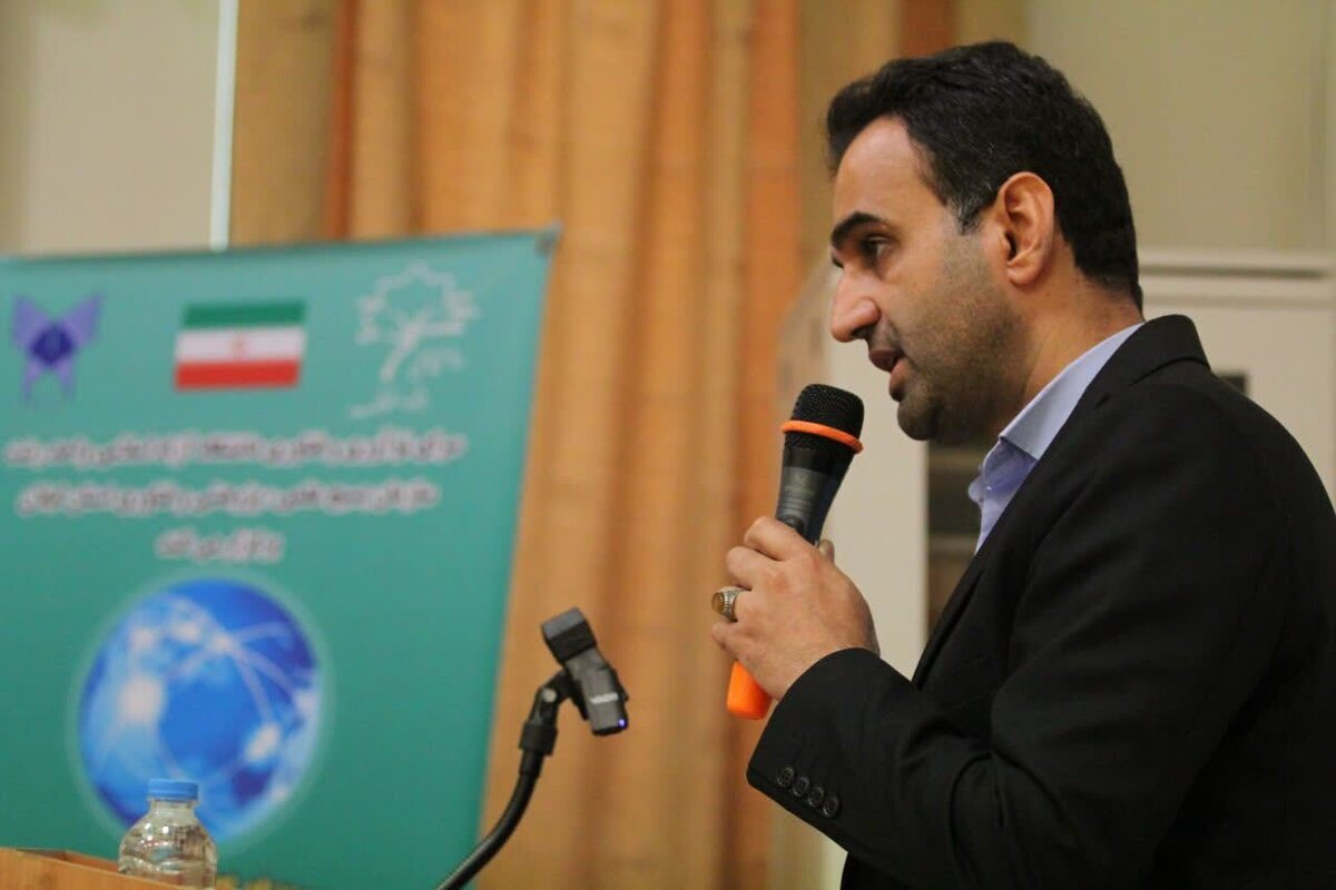 ملکی چوبری: شکوفایی اشتغال و کارآفرینی مستلزم همکاری میان دانشگاه و صنعت است