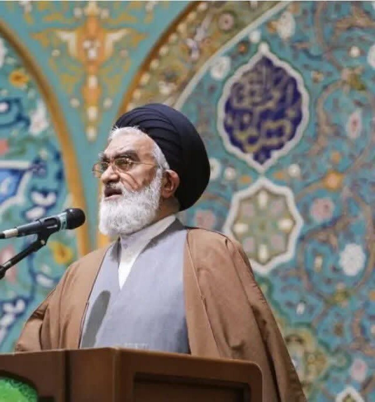 امام جمعه قم: فعال شدن مکانیسم ماشه برای دشمنان هزینه ساز می‌شود