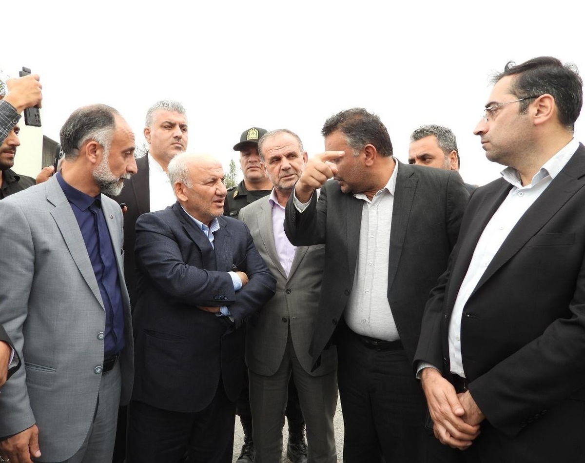 استاندار مازندران پیگیر حل گره ترافیکی نور؛ بازدید استاندار مازندران از کمربندی نور به رویان
