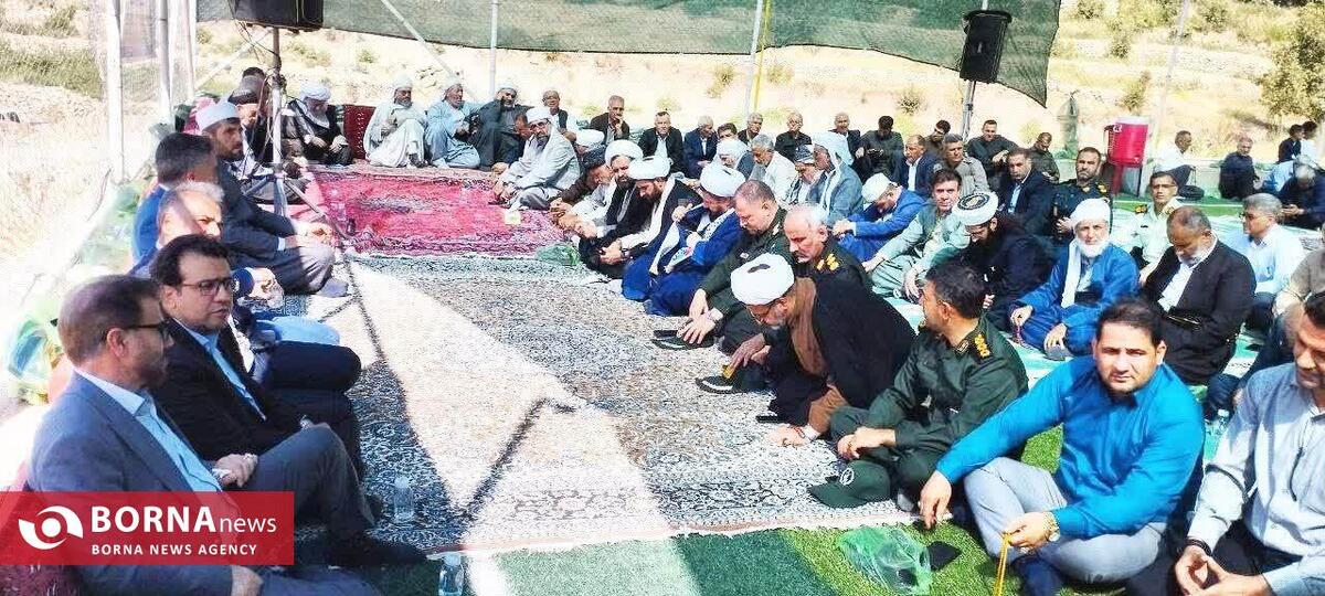 وحدت مذاهب و اقوام سیاست قطعی جمهوری اسلامی و دولت وفاق ملی است