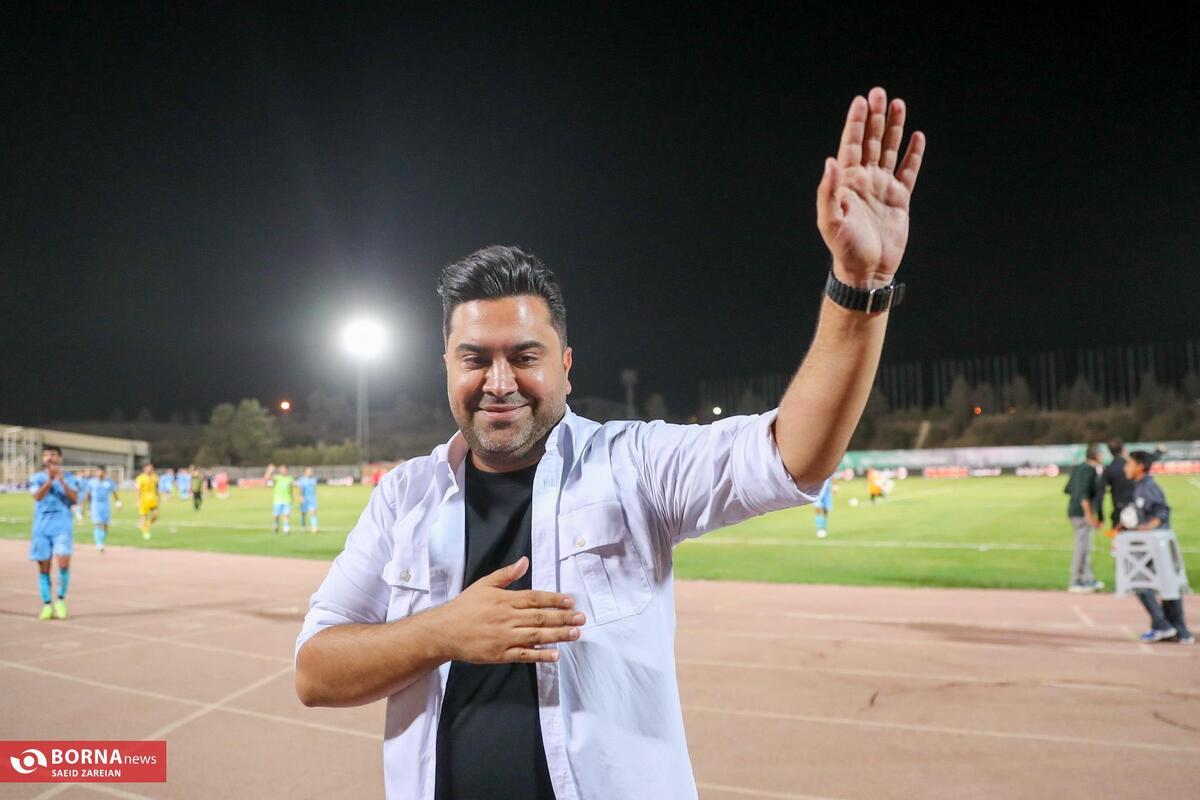 اخباری: اعتماد به نفس داشتیم، به پرسپولیس گل می‌زدیم