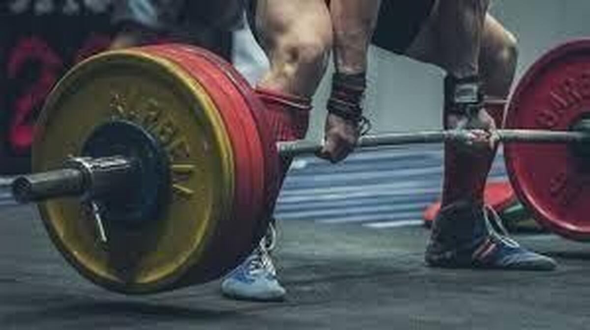 برگزاری مسابقات ددلیفت در یاسوج
