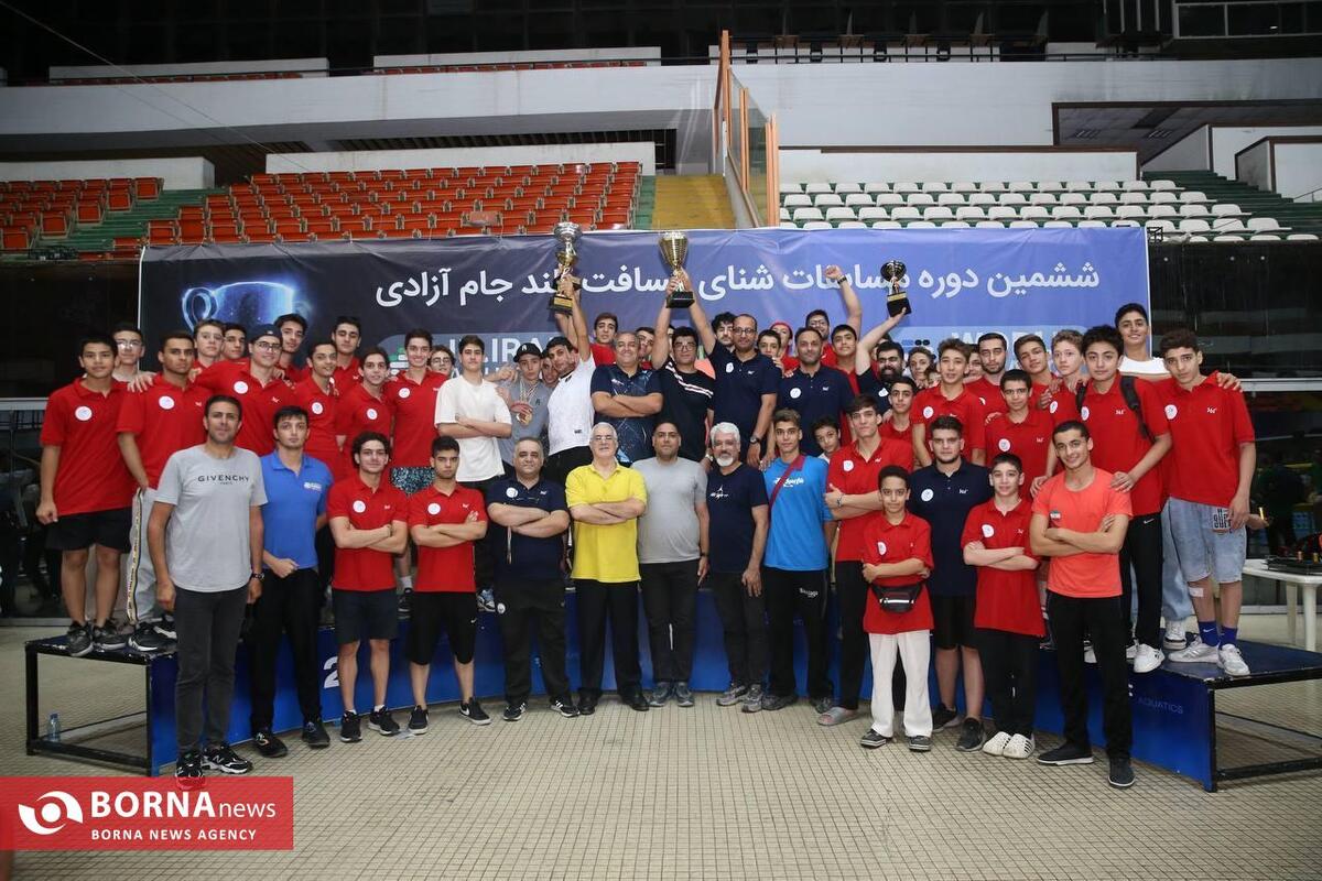 قهرمانی تیم شنا خراسان رضوی در رده سنی بالای ۱۸ سال/ پایان رقابت ۸۰۰ شناگر در جام آزادی با ثبت سه رکورد ملی