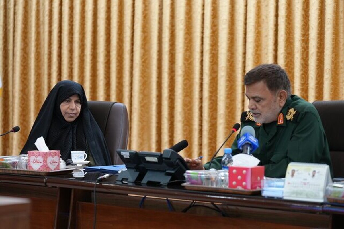 نشست مشترک مسئولان قرارگاه جوانی جمعیت نیروی زمینی سپاه و ستاد ملی جمعیت با امضای تفاهم‌نامه، برگزار شد