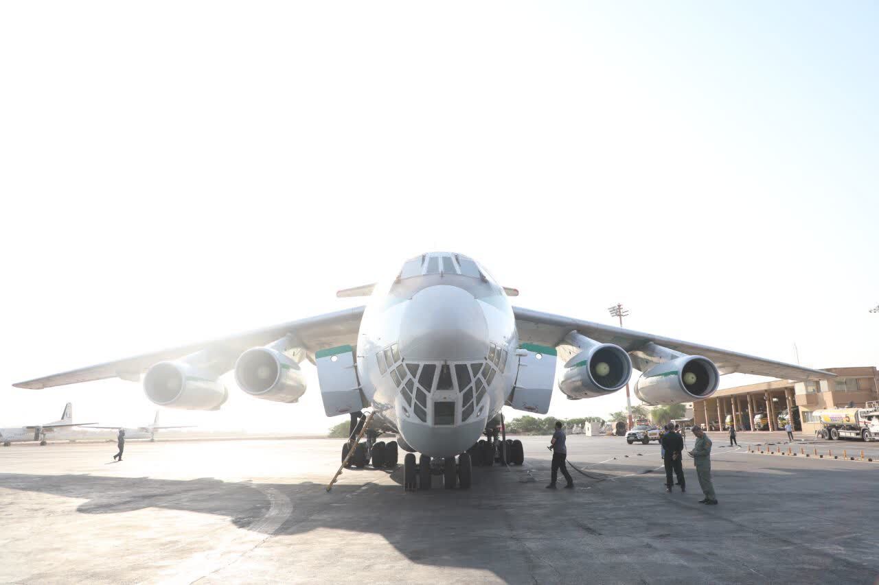 عملیات هوایی مهار حریق های هورالعظیم مجددا آغاز شد عملیات هوایی مهار حریق های هورالعظیم مجددا آغاز شد