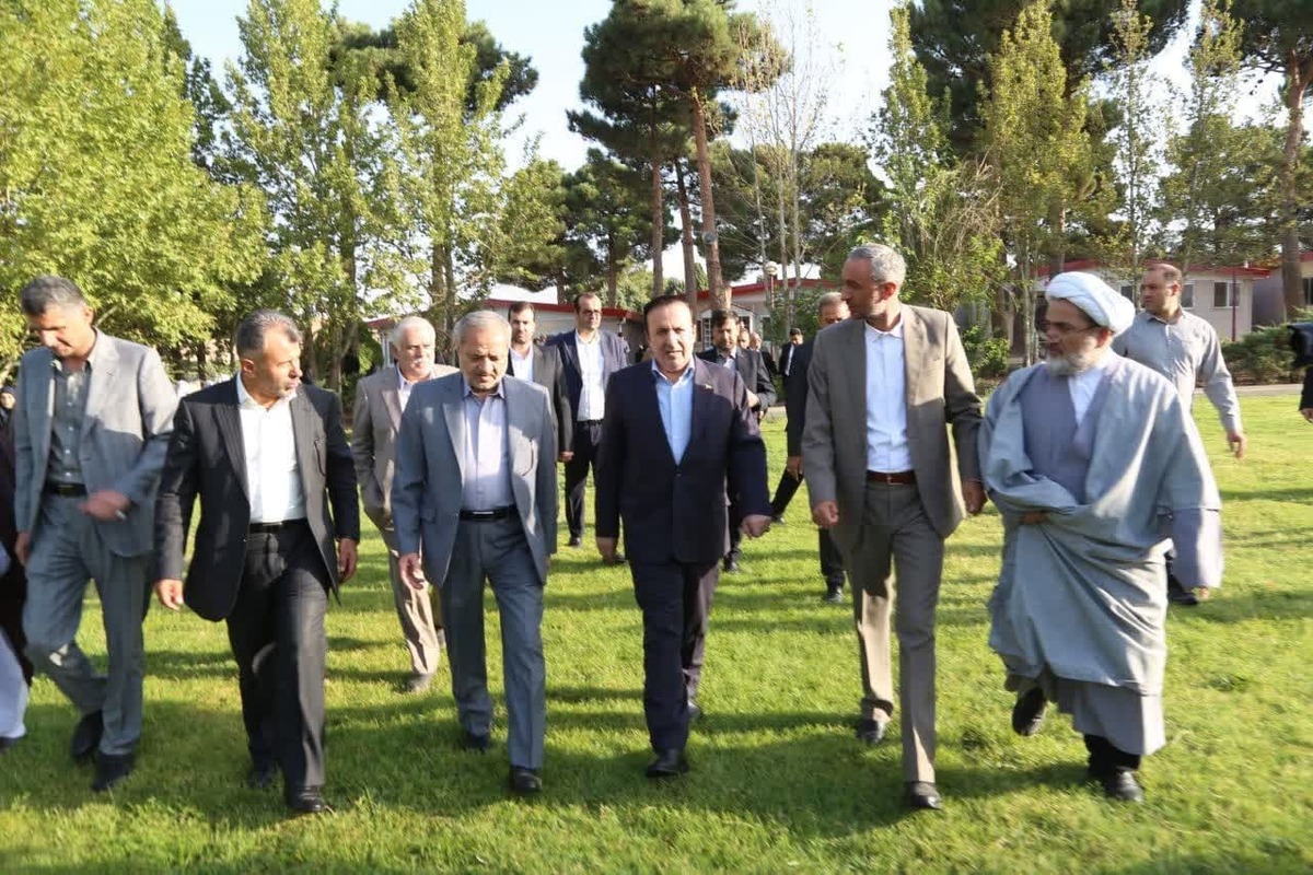 بازدید وزیر آموزش و پرورش از اردوگاه دانش آموزی شهید بابایی یانس‌آباد