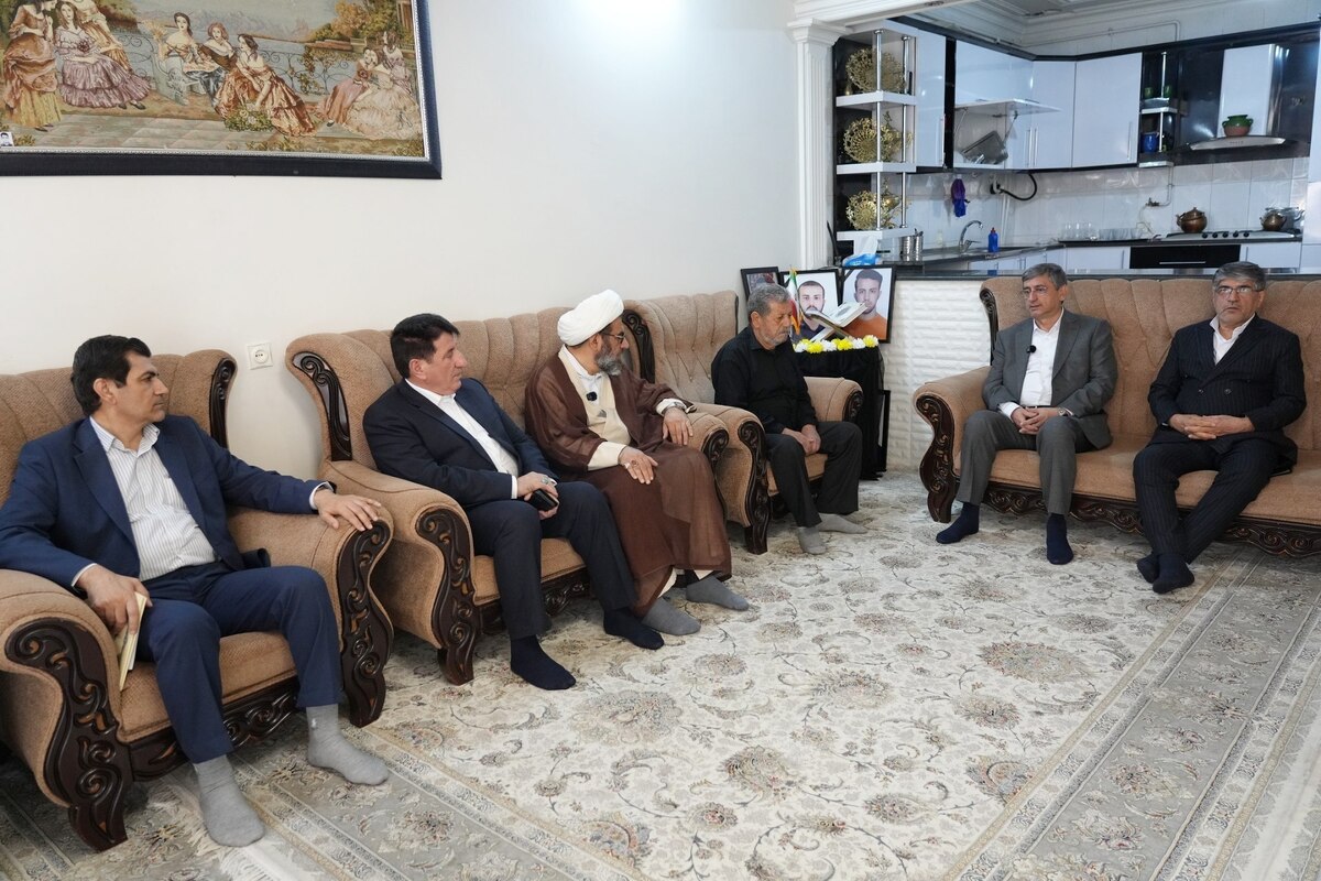 استاندار لرستان : جانفشانی شهدای جنگ ۱۲ روزه دست رد به نقشه های استکبار زد