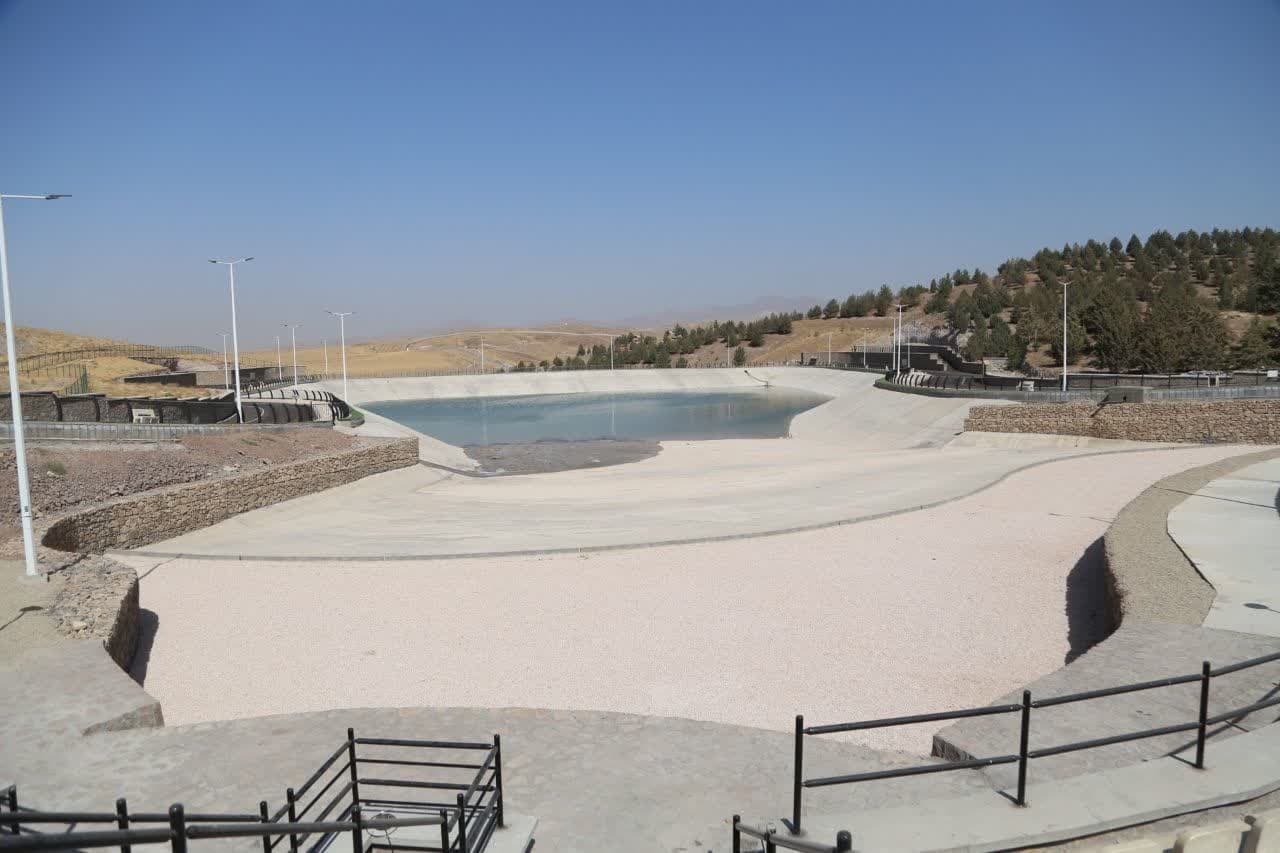 دریاچه شهدای غواص بوستان باراجین قزوین افتتاح شد