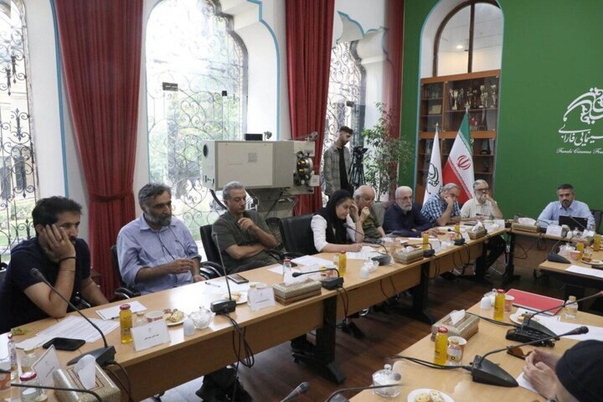 پیچینگ طرح‌ها و فیلمنامه‌های «جنگ تحمیلی ۱۲ روزه» برگزار شد