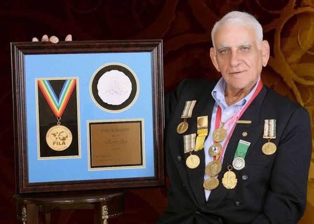 پیام تسلیت اتحادیه جهانی کشتی در پی درگذشت قهرمان المپیک ایران