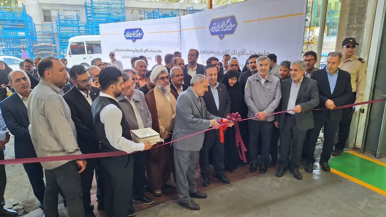 آموزش استفاده از هوش مصنوعی برای معلمان و دانش آموزان در اولویت است 