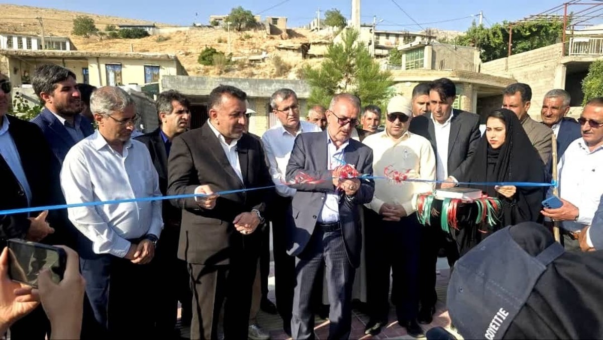 38 پروژه عمرانی و اقتصادی شهرستان مارگون افتتاح و کلنگ‌زنی شد