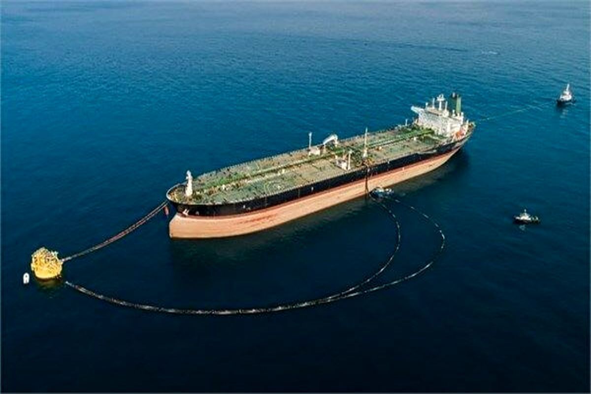 ۵۰ میلیون بشکه روی آب تهدیدی بزرگ‌تر از بازگشت تحریم‌ها