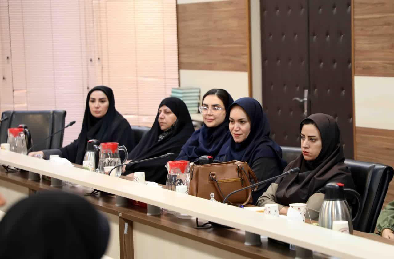 برگزاری جلسه شورای راهبردی بانوان در شرایط بحران پردیس