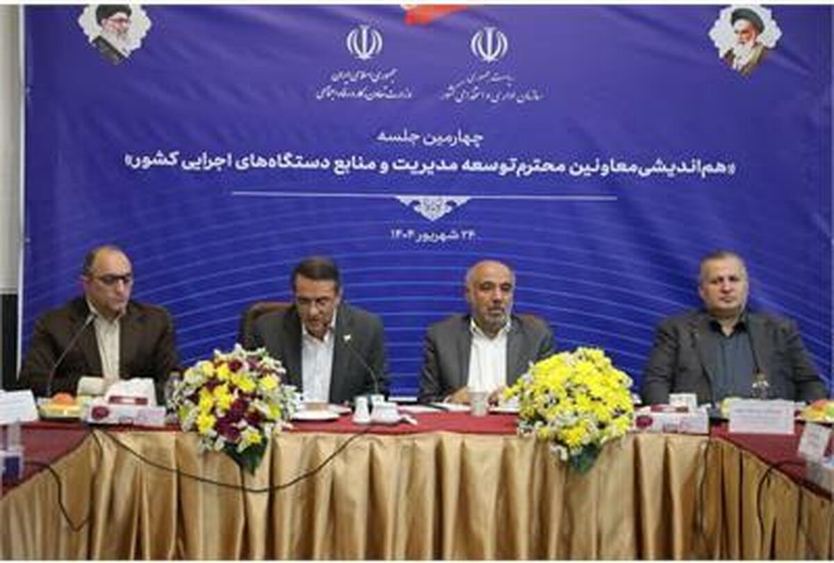 عدالت شغلی و شایسته‌گزینی در دستگاه‌ها باید تقویت شود